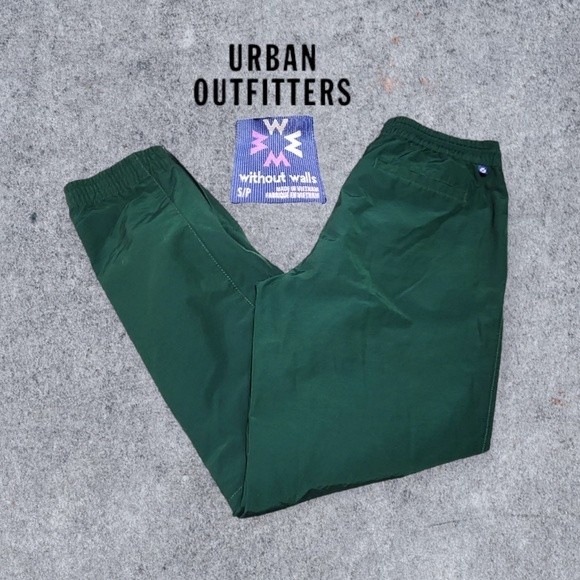 UO Without Walls Unisex Windbreaker Swishy Jogger Pants Green‎ S